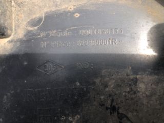 bontott RENAULT MEGANE III Első Lökhárító Alsó (Műanyag)