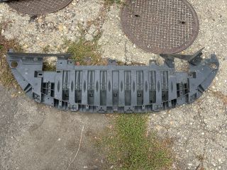 bontott RENAULT MEGANE III Első Lökhárító Alsó (Műanyag)