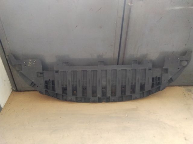 bontott RENAULT MEGANE III Első Lökhárító Alsó (Műanyag)