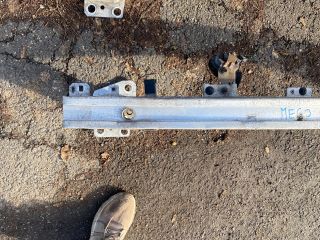 bontott RENAULT MEGANE III Első Lökhárító Merevítő (Fém)