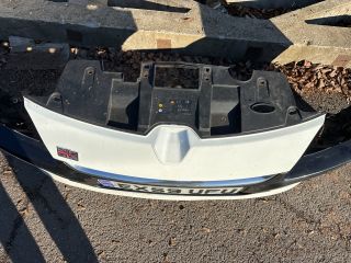 bontott RENAULT MEGANE III Első Lökhárító (Részeivel)