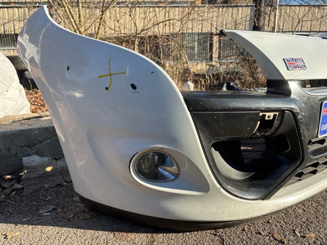 bontott RENAULT MEGANE III Első Lökhárító (Részeivel)