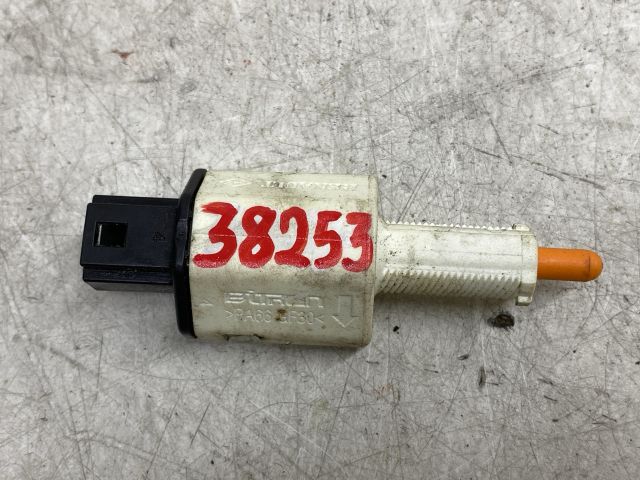 bontott RENAULT MEGANE III Fék Pedál Kapcsoló