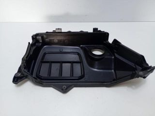 bontott RENAULT MEGANE III Felső Hűtőburkolat