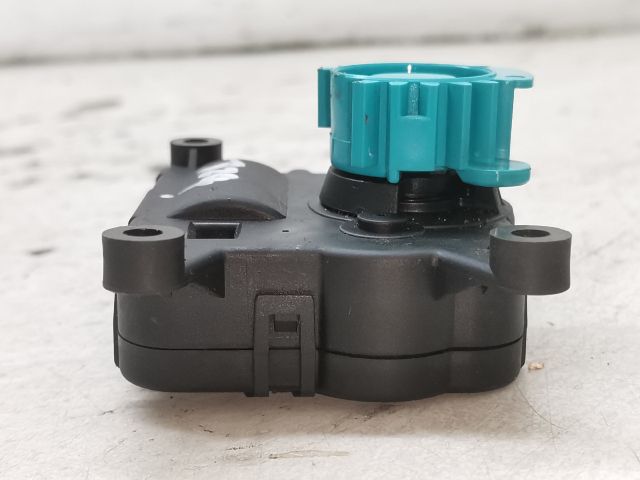 bontott RENAULT MEGANE III Fűtés Állító Motor