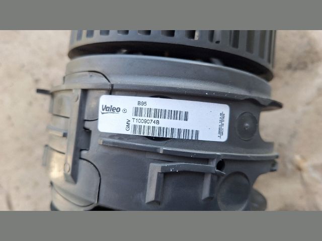 bontott RENAULT MEGANE III Fűtőmotor (Klímás)