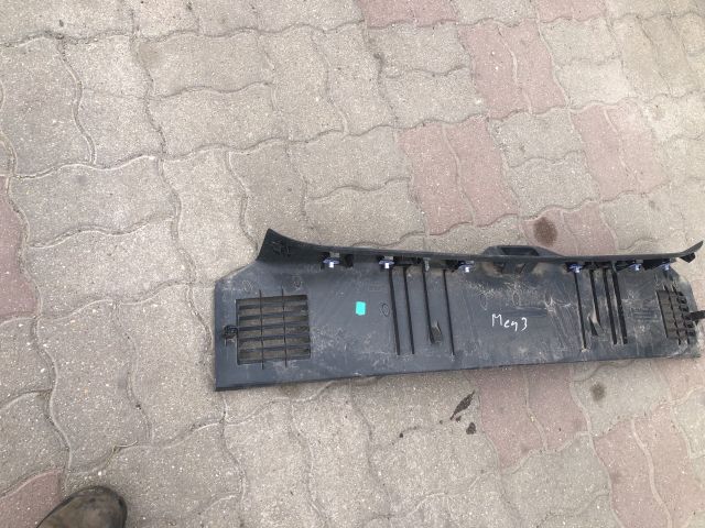 bontott RENAULT MEGANE III Hátfal Burkolat