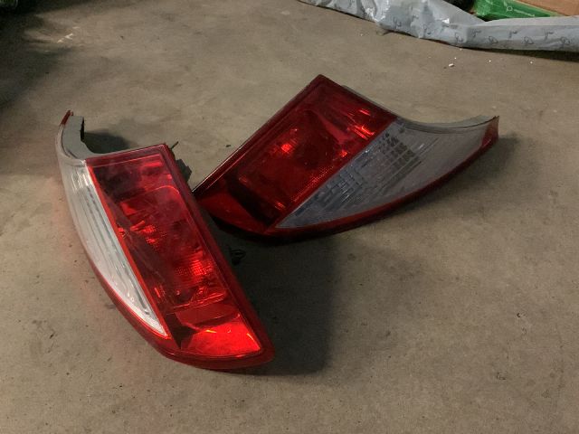 bontott RENAULT MEGANE III Hátsó Lámpa Szett