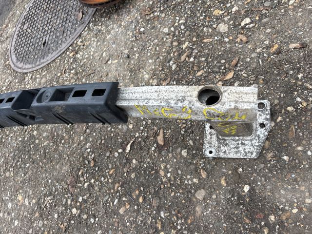 bontott RENAULT MEGANE III Hátsó Lökhárító Merevítő (Fém)