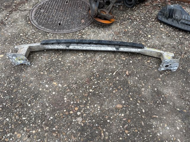 bontott RENAULT MEGANE III Hátsó Lökhárító Merevítő (Fém)