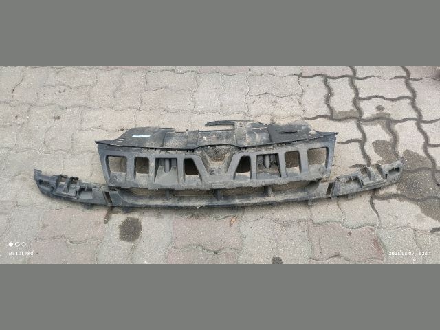 bontott RENAULT MEGANE III Homlokfal Burkolat