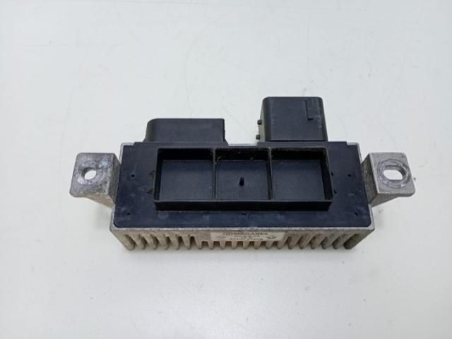 bontott RENAULT MEGANE III Izzító Relé