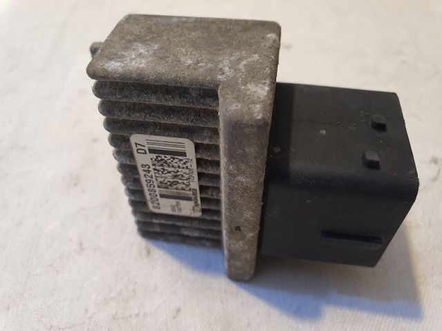 bontott RENAULT MEGANE III Izzító Relé