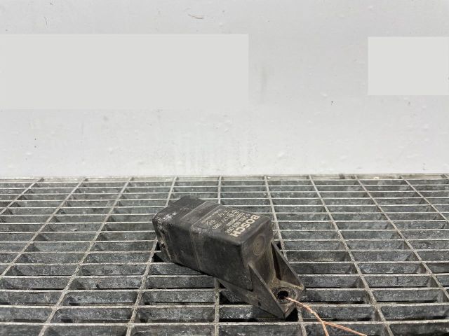 bontott RENAULT MEGANE III Izzító Relé