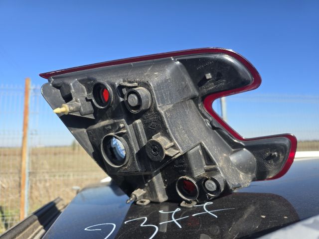 bontott RENAULT MEGANE III Jobb Belső Hátsó Lámpa