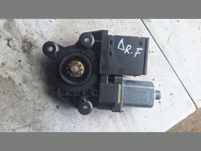 bontott RENAULT MEGANE III Jobb első Ablakemelő Motor