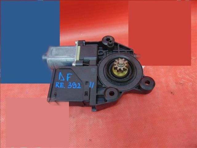 bontott RENAULT MEGANE III Jobb első Ablakemelő Motor