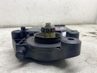 bontott RENAULT MEGANE III Jobb első Ablakemelő Motor