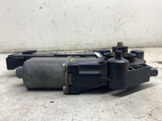 bontott RENAULT MEGANE III Jobb első Ablakemelő Motor