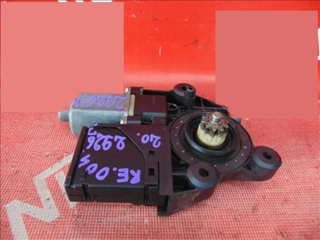 bontott RENAULT MEGANE III Jobb első Ablakemelő Motor