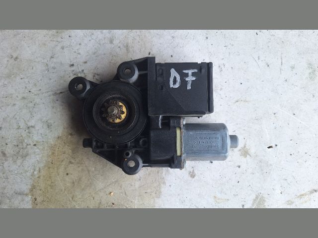 bontott RENAULT MEGANE III Jobb első Ablakemelő Motor