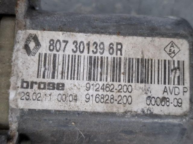 bontott RENAULT MEGANE III Jobb első Ablakemelő Motor