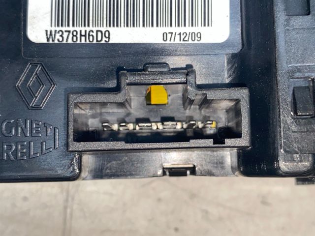 bontott RENAULT MEGANE III Jobb első Ablakemelő Motor