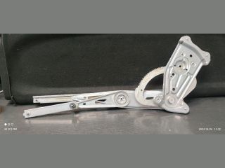 bontott RENAULT MEGANE III Jobb első Ablakemelő Szerkezet (Elektromos)