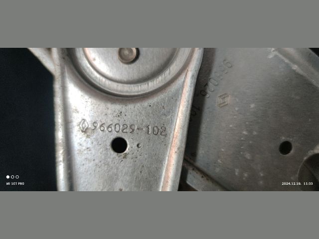 bontott RENAULT MEGANE III Jobb első Ablakemelő Szerkezet (Elektromos)