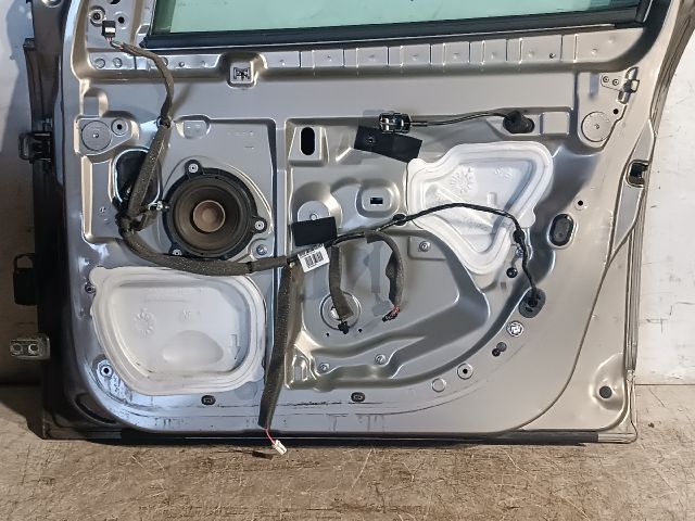 bontott RENAULT MEGANE III Jobb első Ajtó (Részeivel)