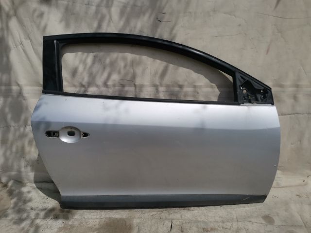 bontott RENAULT MEGANE III Jobb első Ajtó (Üres lemez)