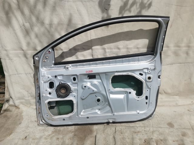 bontott RENAULT MEGANE III Jobb első Ajtó (Üres lemez)