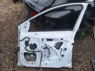 bontott RENAULT MEGANE III Jobb első Ajtó (Üres lemez)