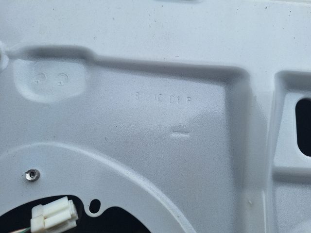 bontott RENAULT MEGANE III Jobb első Ajtó (Üres lemez)