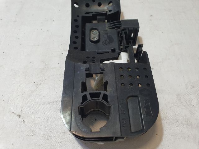 bontott RENAULT MEGANE III Jobb első Külső Kilincsfészek