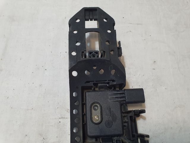 bontott RENAULT MEGANE III Jobb első Külső Kilincsfészek