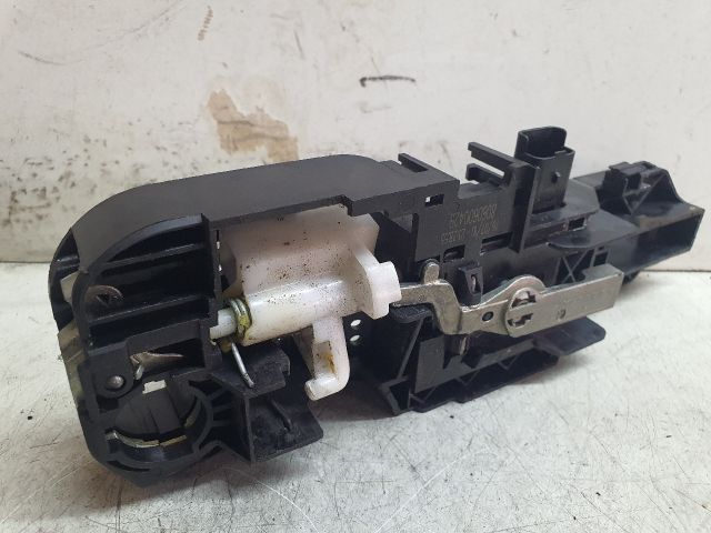 bontott RENAULT MEGANE III Jobb első Külső Kilincsfészek