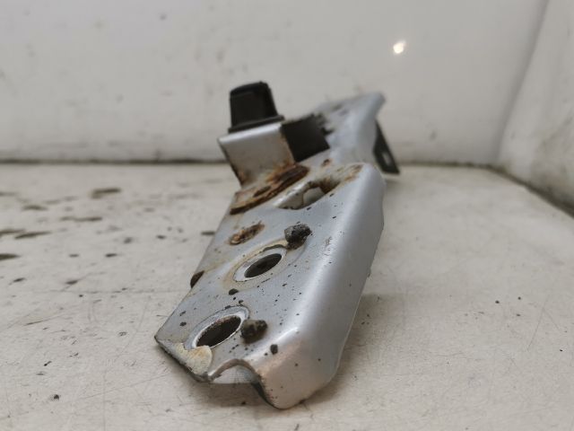 bontott RENAULT MEGANE III Jobb Fényszóró Tartó