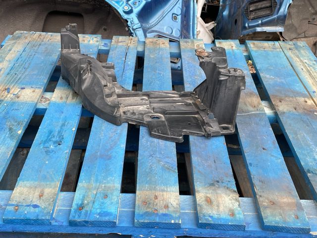 bontott RENAULT MEGANE III Jobb Fényszóró Tartó