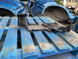 bontott RENAULT MEGANE III Jobb Fényszóró Tartó