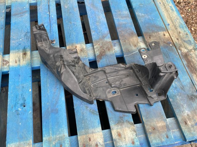 bontott RENAULT MEGANE III Jobb Fényszóró Tartó