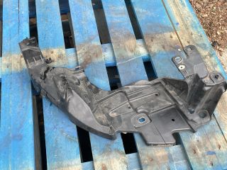 bontott RENAULT MEGANE III Jobb Fényszóró Tartó