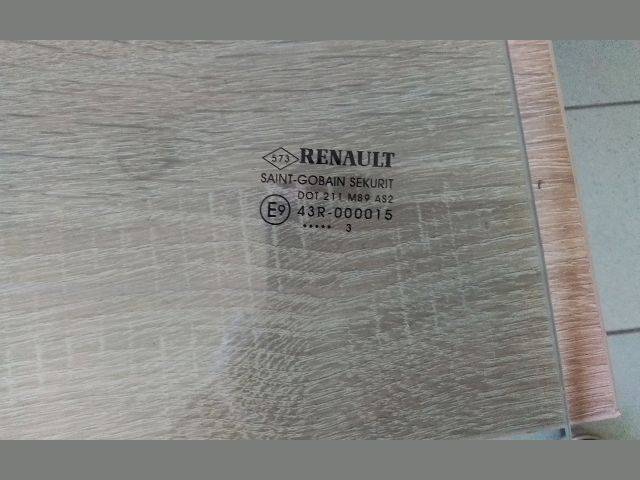 bontott RENAULT MEGANE III Jobb hátsó Ablak