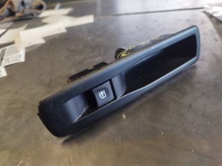 bontott RENAULT MEGANE III Jobb hátsó Ablakemelő Kapcsoló