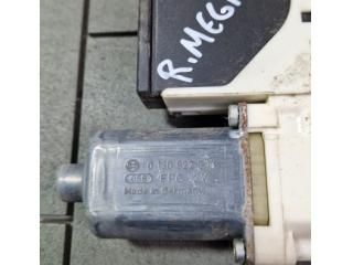 bontott RENAULT MEGANE III Jobb hátsó Ablakemelő Motor