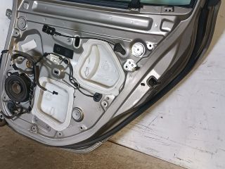 bontott RENAULT MEGANE III Jobb hátsó Ajtó (Részeivel)