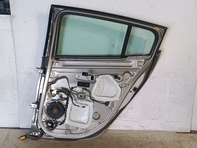 bontott RENAULT MEGANE III Jobb hátsó Ajtó (Részeivel)