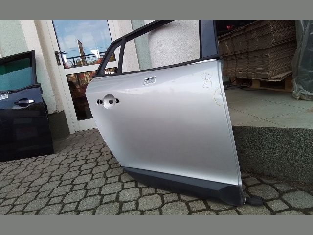 bontott RENAULT MEGANE III Jobb hátsó Ajtó (Részeivel)