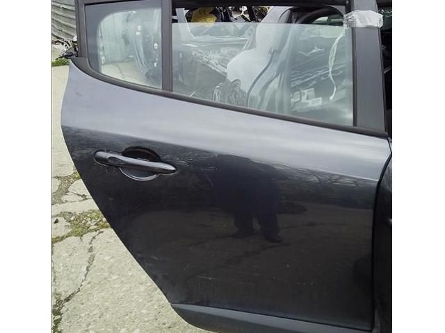 bontott RENAULT MEGANE III Jobb hátsó Ajtó (Üres lemez)