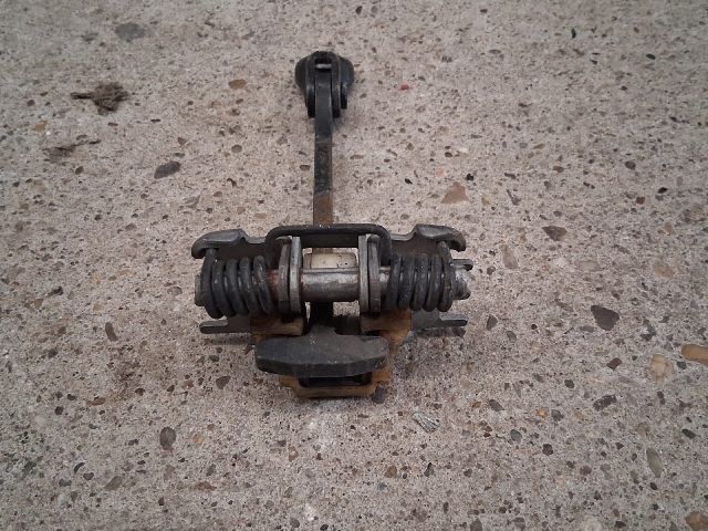 bontott RENAULT MEGANE III Jobb hátsó Ajtóhatároló